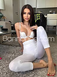 ALINA_Top