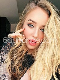 Julia_Mature