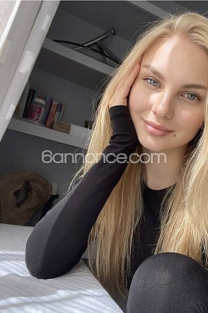 Escort Paris VIKY à Paris
