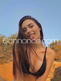 Genevieve_XXX