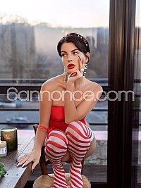 Lea_FrenchKiss