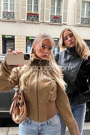 Escort Paris Lilly duo Jenny à Paris
