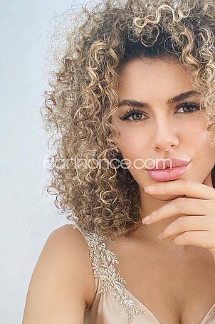 Escort Monaco Kate à Monaco