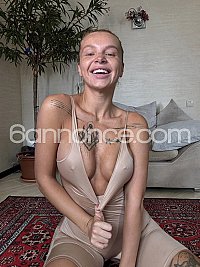 Mia