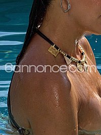 SUZI - PLAYMATE