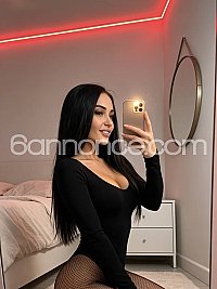 Chloe irresistible GFE