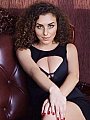 Curly Veronika