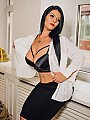 Laura_Luxee